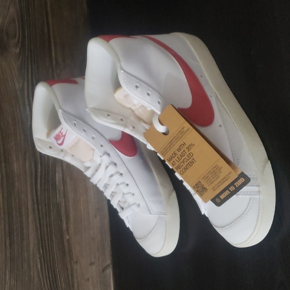New Nike Blazer Mid 77 Womens Sneakers Size 7 Classic Streetwear Everyday Casual - Picture 6 of 9